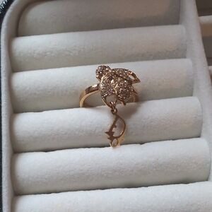 DIOR | Vintage Gold Bee Ring with Charm